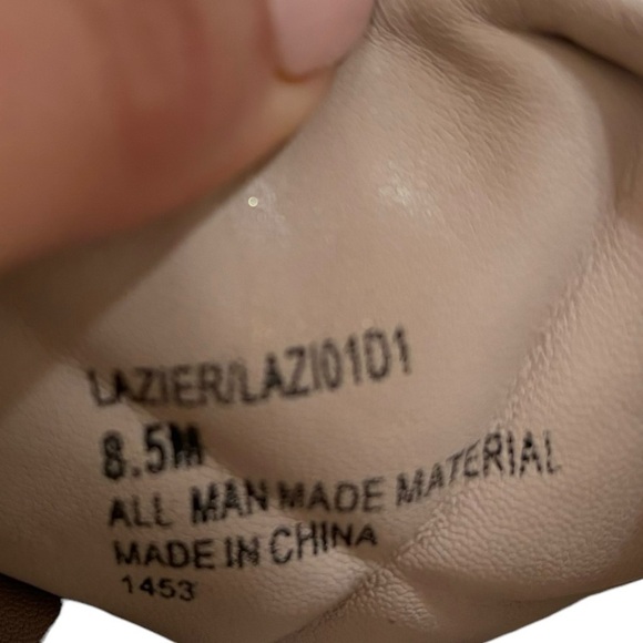 Steve Madden Shoes Steven New York Beige Women’s Cushion Puff Sandals Size 8.5 - Picture 2 of 14